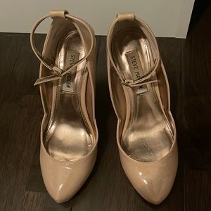 Nude heels Steve Madden